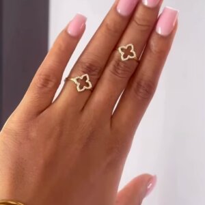 Gorgeous Dainty